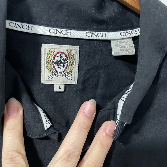 CINCH - MEN'S SOLID BLACK LONG SLEEVE BUTTON-DOWN WESTERN SHIRT - Picture 5 of 5